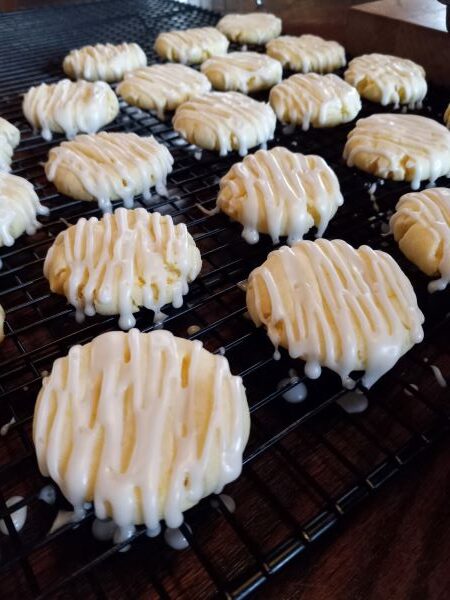 Lemon Meltaway Cookies-1 dz